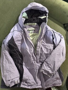 Columbia Light Lavender and Dark Gray Hooded Ski Jacket